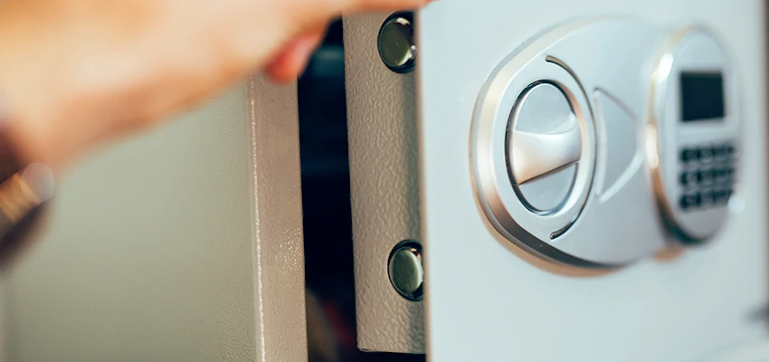 Fingerprint Safe Openers in Newport Beach, CA