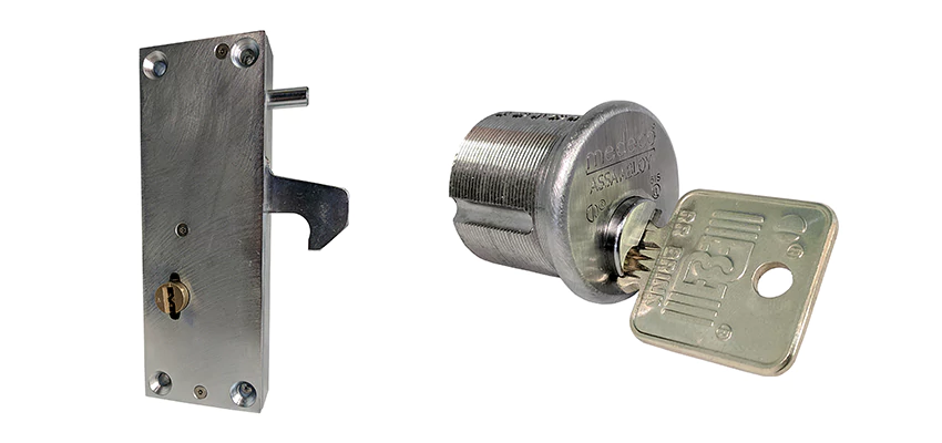 RR Fence Gates Brink Locks Repair in Newport Beach, California